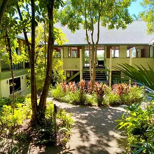 Hostel Jackaroo Treehouse Rainforest Retreat, Mission Beach